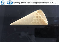 Eco - φιλική αυτόματη ικανότητα μηχανών 2800-3200pcs/H κώνων παγωτού
