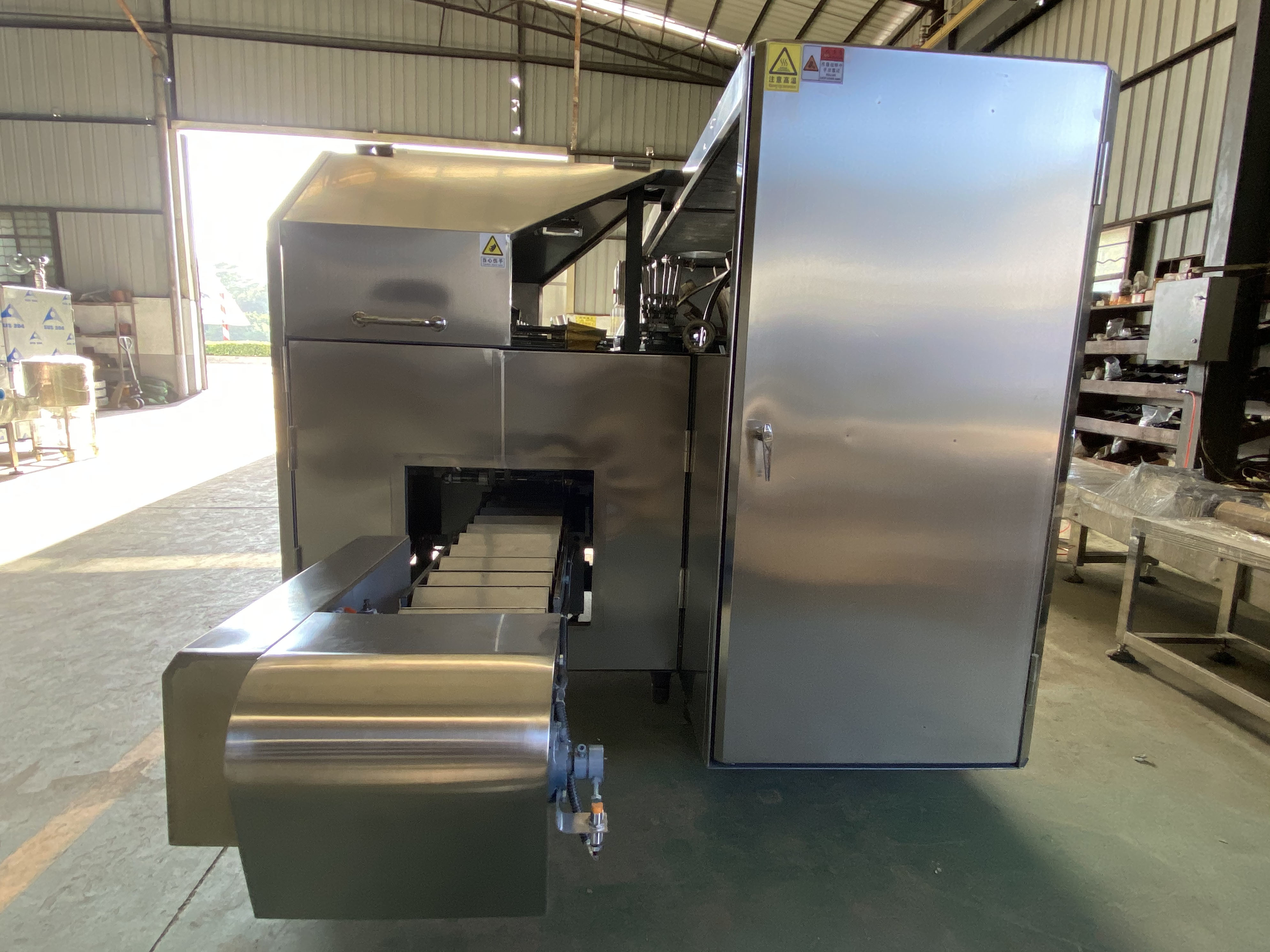 Μηχανή ψησίματος κώνων ζάχαρης σηράγγων 20kg/H για το εργοστάσιο τροφίμων πρόχειρων φαγητών