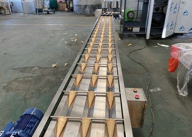 Καλή τιμή. Ενέργεια - αυτόματος τύπος 3400-3800pcs/H σηράγγων μηχανών κώνων παγωτού αποταμίευσης σε απευθείας σύνδεση